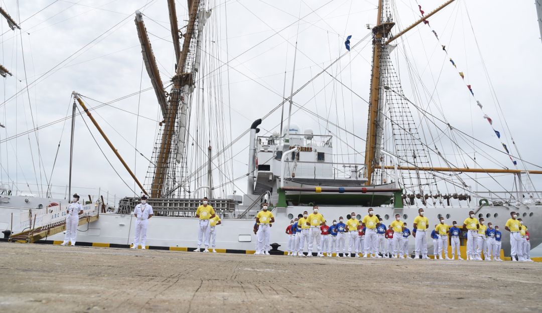 Buque Gloria Cartagena: Buque Gloria zarpa desde Cartagena con alumnos de la Escuela Naval