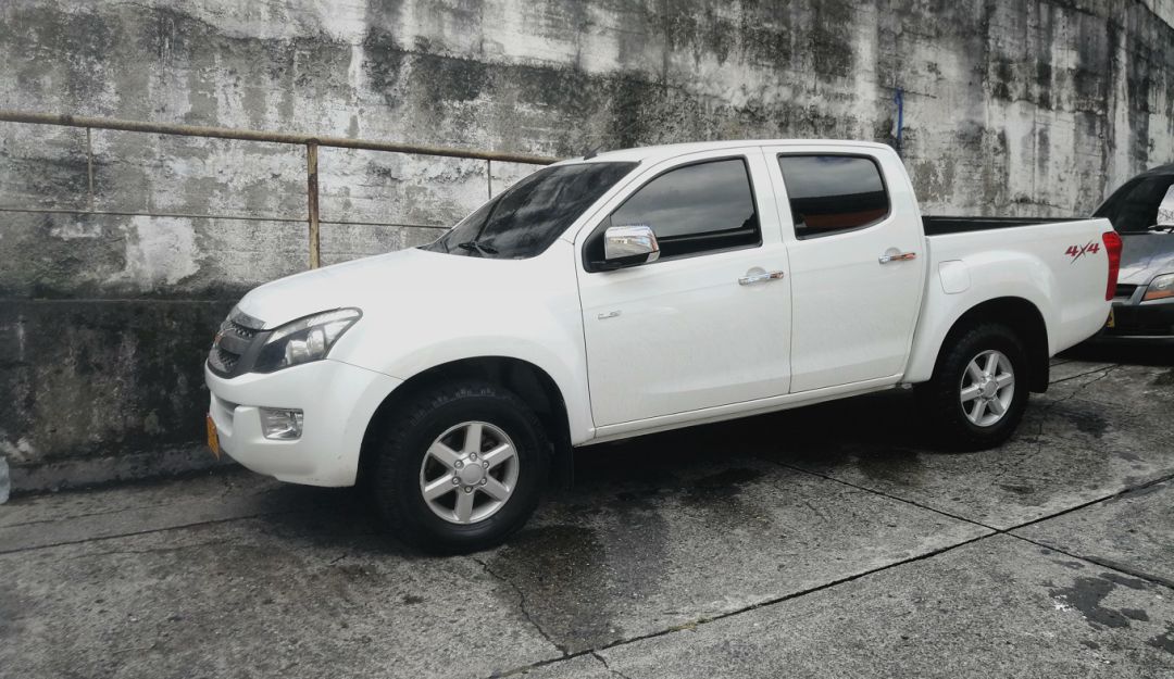 Camioneta recuperada en Chinchiná, Caldas