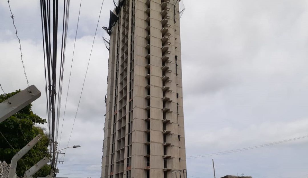 Edificio Aquarela en Cartagena: Unesco celebra demolición de Aquarela en Cartagena