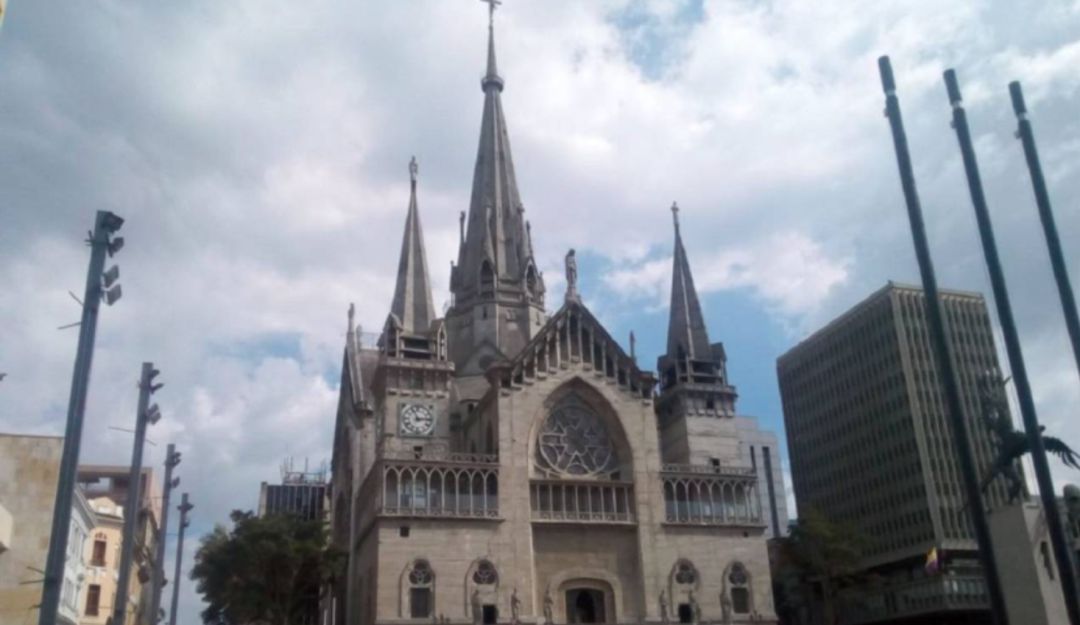 pico y cédula; Manizales; cambios; aislamiento social;: Cambia el pico y cédula los fines de semana en Manizales