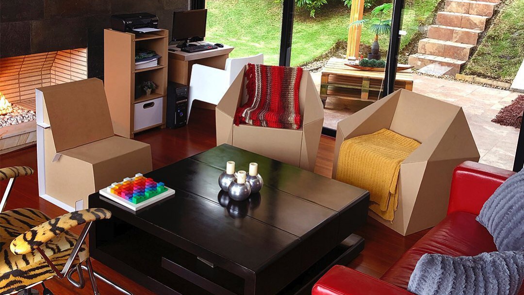 Decore su casa con muebles de cartón
