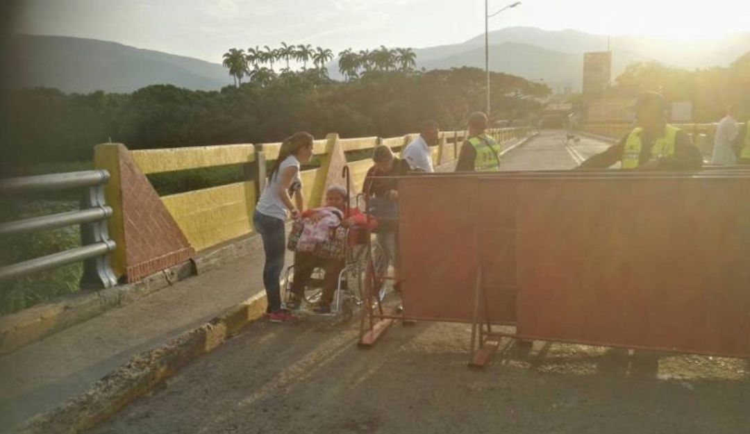 Venezolanos quieren retornar a su país.: Grupo de venezolanos radicados en Pereira pide regresar a su país