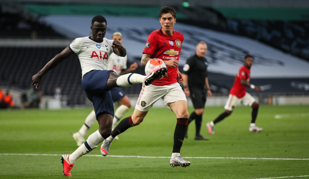 Dávinson Tottenham Manchester: Con Dávinson todo el partido, Tottenham empató con Manchester United