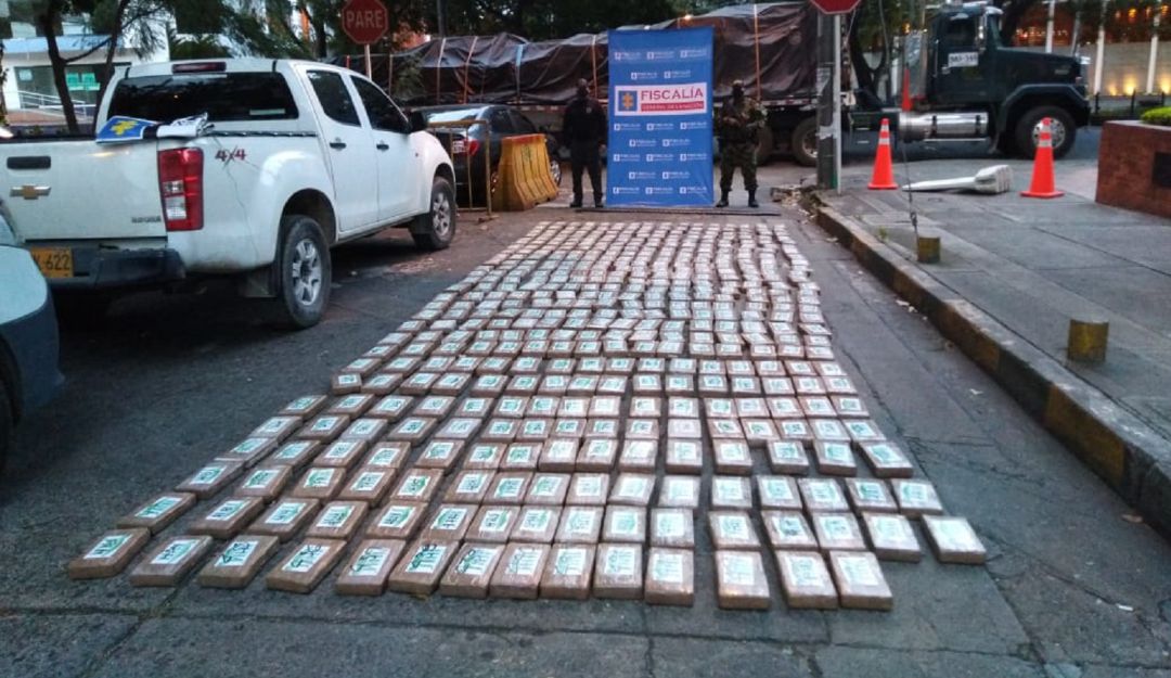 incautan cocaína: Ejército decomisa cerca de media tonelada de cocaína en el Valle