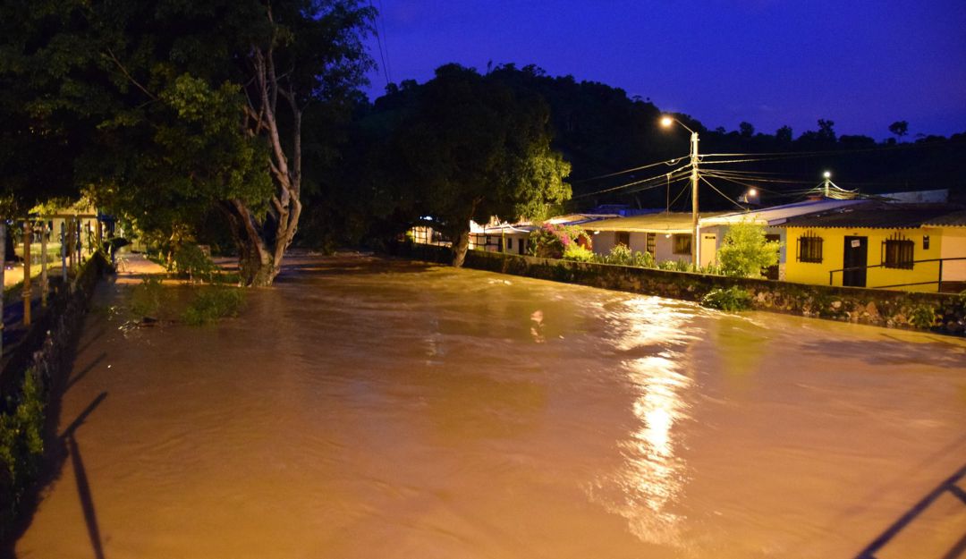 Habitantes de siete municipios de Antioquia, afectados por inundaciones