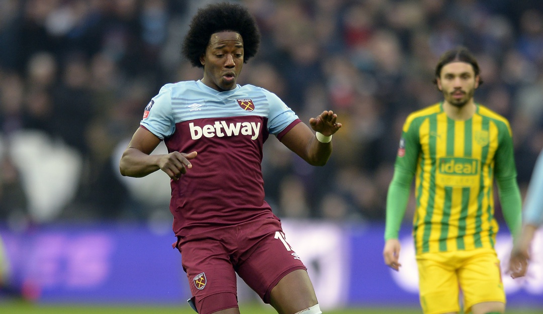 Carlos Sánchez no continúa West Ham United: Carlos Sánchez no continuará en el West Ham United