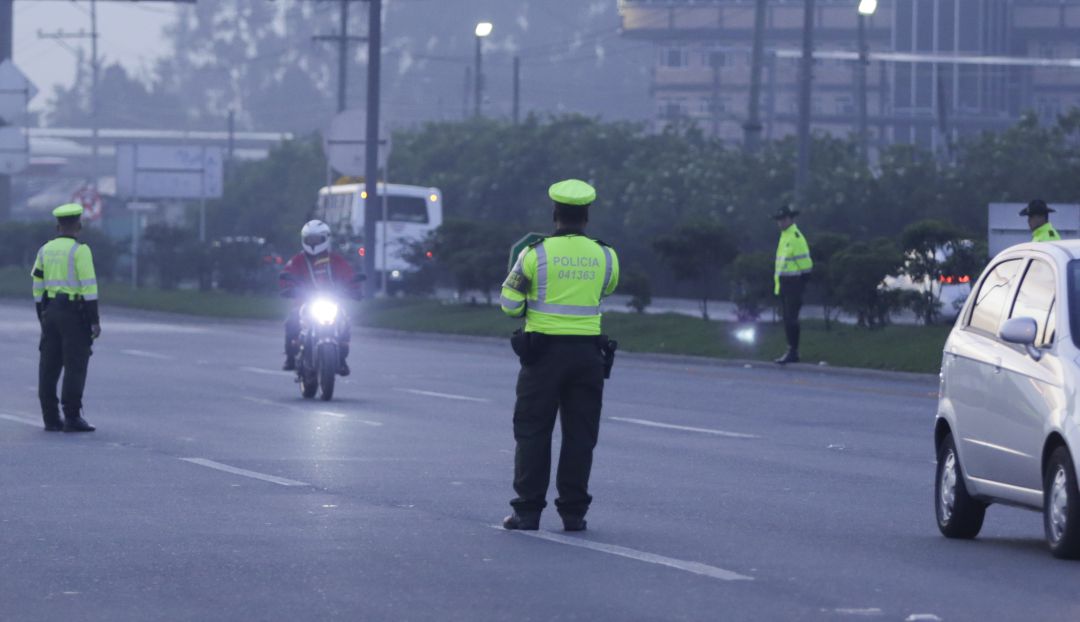 Transporte intermunicipal: 30.000 policías realizan controles al transporte ilegal en las vías