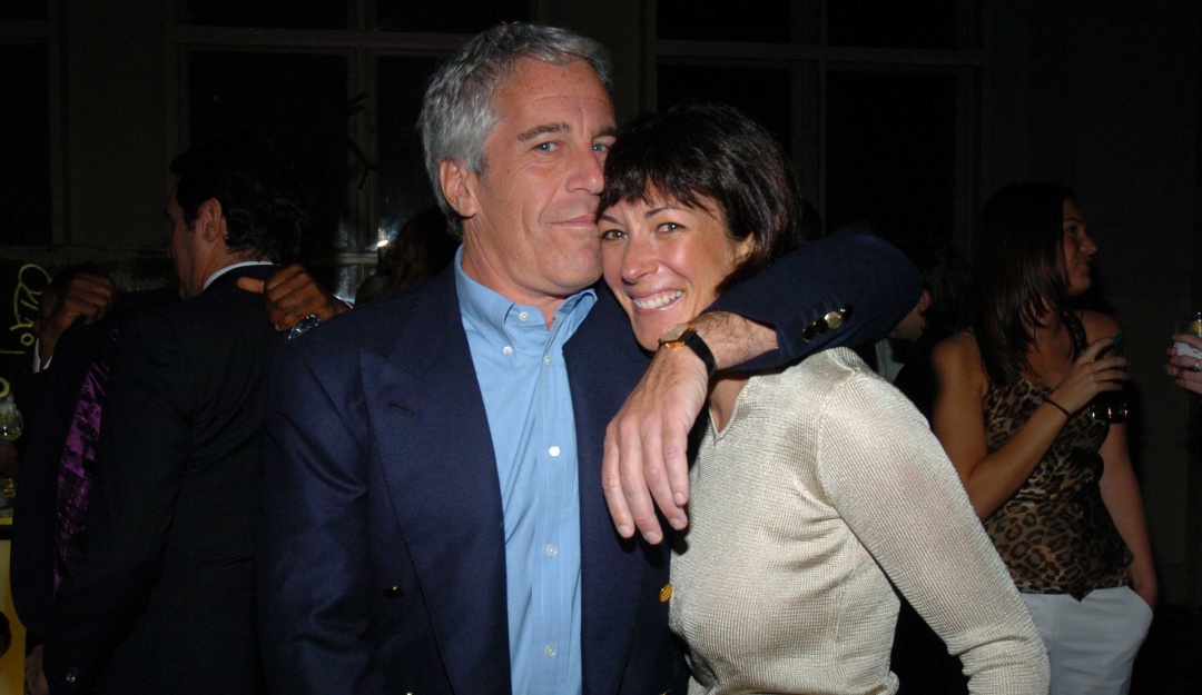 Caso Jeffrey Epstein: El FBI arrestó a la expareja de Jeffrey Epstein