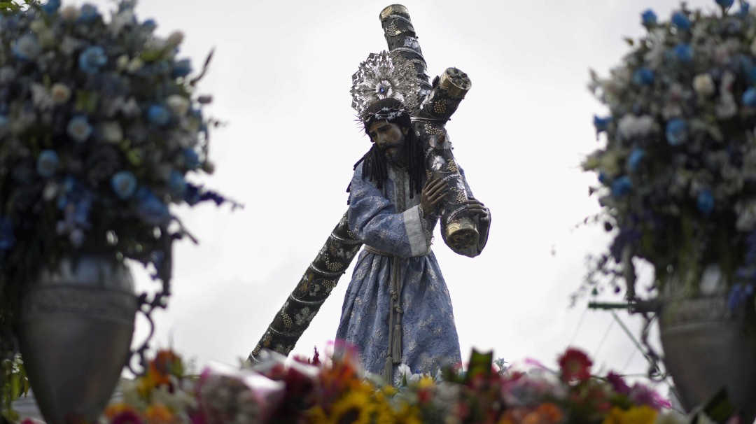 Campaña pide censurar film que muestra a Jesús como una mujer lesbiana
