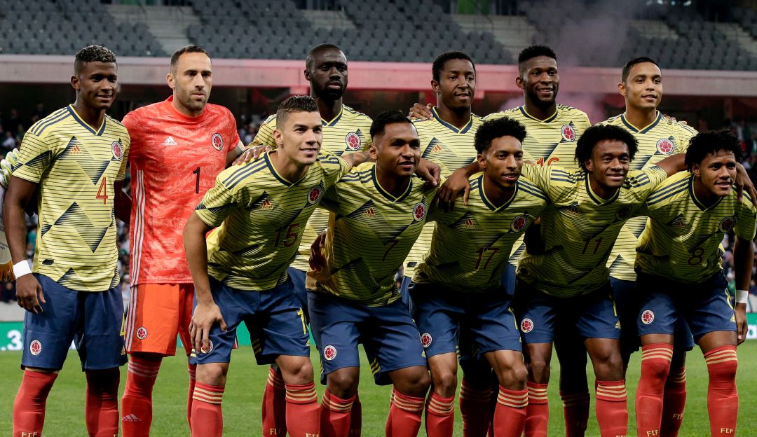 Feyenoord presentó su nueva camiseta, muy similar a la de Colombia: El Feyenoord emula el diseño ‘exclusivo’ de la camiseta de Colombia