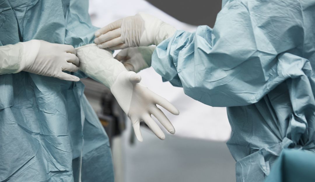 Médicos coronavirus: Médico que denunció despidos gana tutela