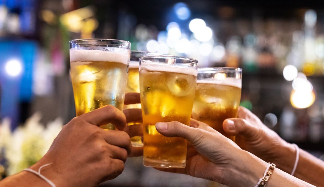 Cerveza yogur: Estudio dice que una cerveza al desayuno es igual de saludable que un yogur