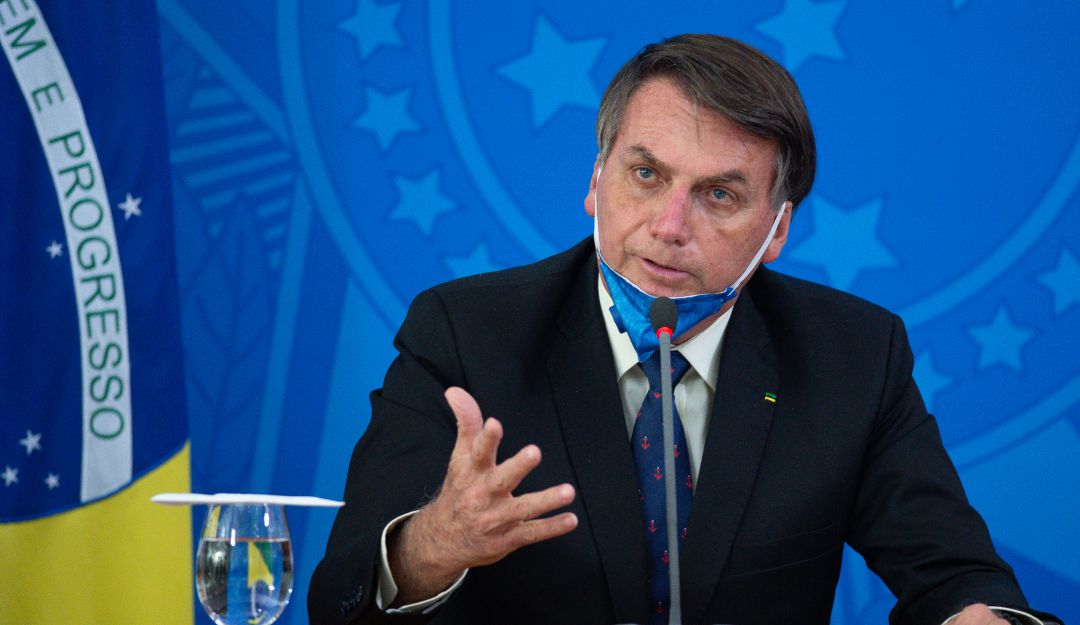 Jair Bolsonaro: Demandarán a Bolsonaro por quitarse el tapabocas teniendo coronavirus