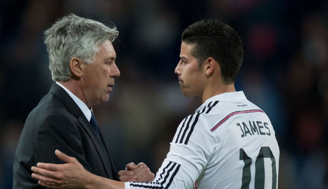 Carlo Ancelotti junto a James en el Real Madrid - Temporada 2014-2015.