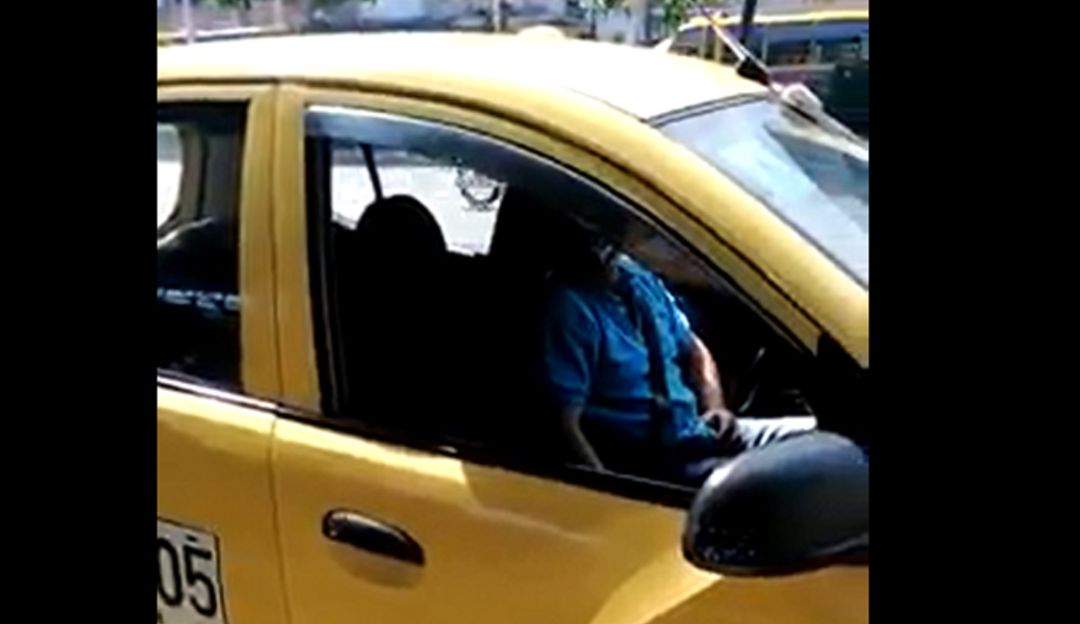 Despiden un taxista en Medellín por actos obscenos en vía pública: Despiden un taxista en Medellín por actos obscenos en vía pública
