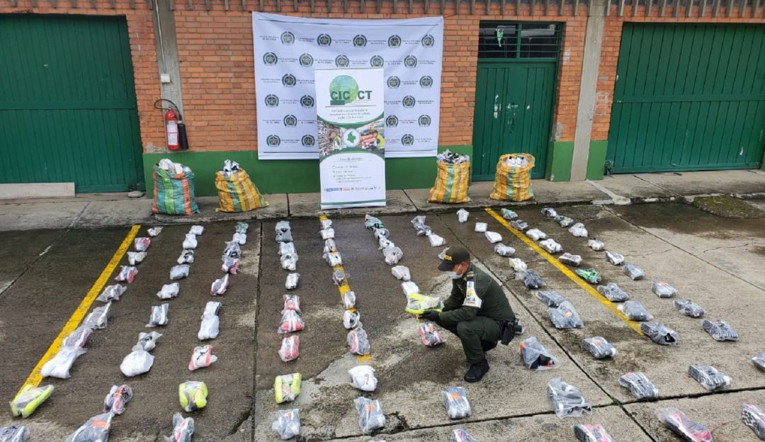 Más de 15 mil artículos de contrabando fueron aprehendidos en Medellín: Más de 15 mil artículos de contrabando fueron aprehendidos en Medellín