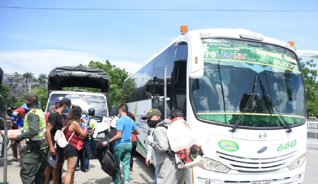Regreso de venezolanos a Cúcuta desde Ecuador: Voluntarios en la frontera en aprietos para asistencia humanitaria
