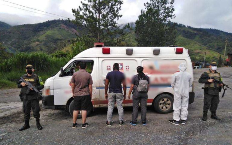 COVID-19, india, antioquia, policía: Transportaban migrantes como pacientes COVID para burlar a las autoridades