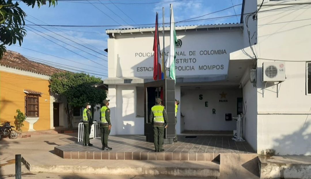 Policía de Bolívar: Departamento de Policía Bolívar invita a izar la bandera este 20 de julio