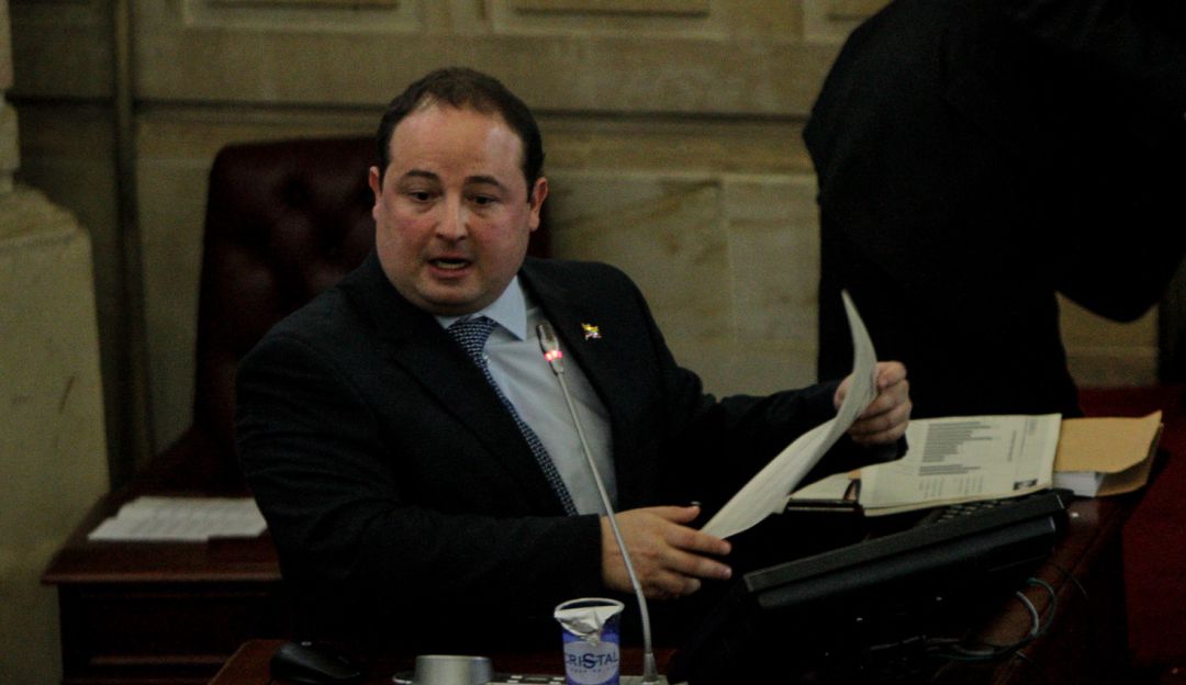 Congreso de la República Senador Fernando Araújo: Senador Fernando Araújo radica cinco proyectos en inicio de sesiones