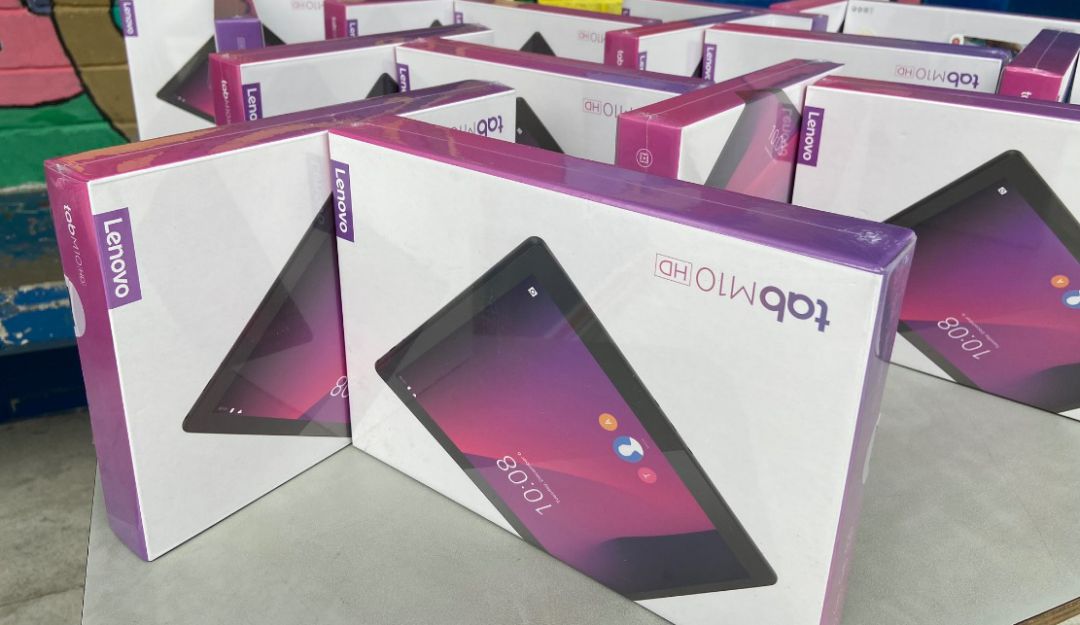 Educación virtual: Más de mil universitarios han recibido tabletas en el Atlántico