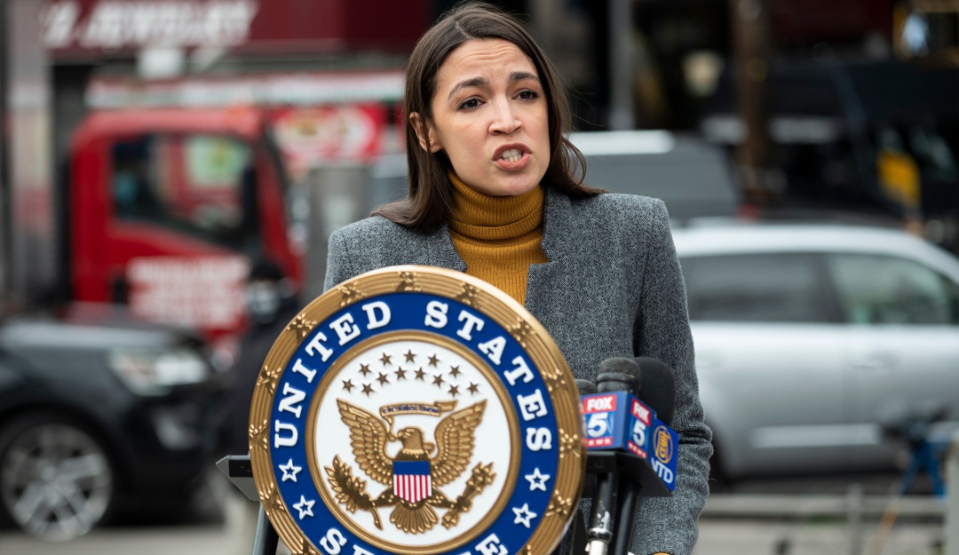 Alexandria Ocasio-Cortez: Poderosa respuesta de Alexandria Ocasio-Cortez a insultos de un colega