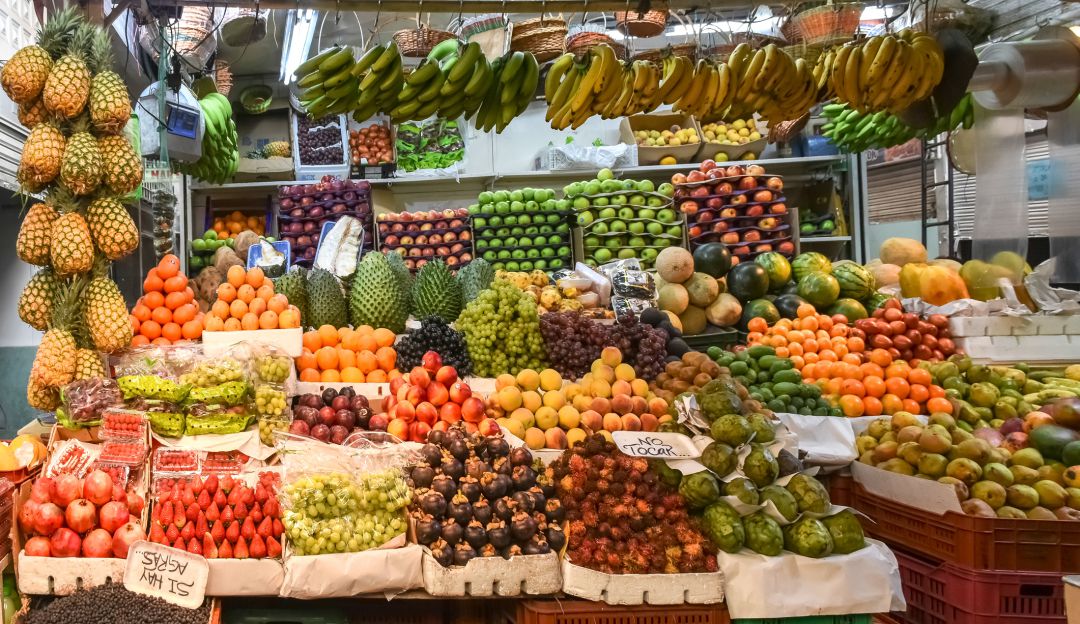 Precios del mercado abastos alimentos: Curuba, fresa y granadilla, con buena oferta en los mercados