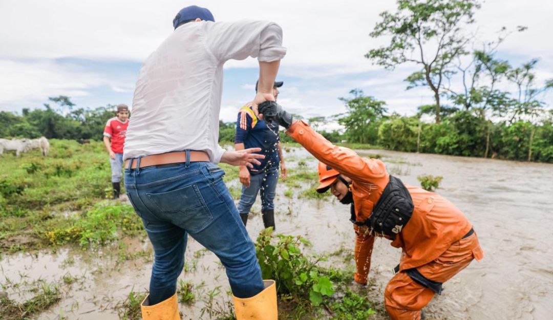 Desbordamiento Villavicencio: Desbordamiento de dos ríos incomunicó más de 100 familias en Villavicencio