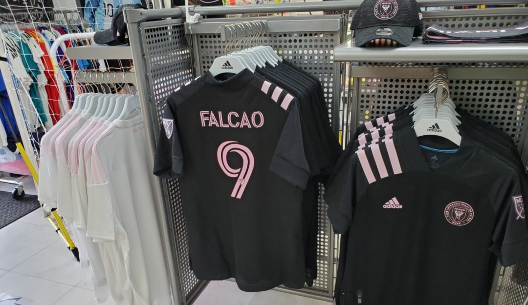 Camiseta Falcao Inter Miami: El Inter Miami vende camisetas con el nombre de Falcao