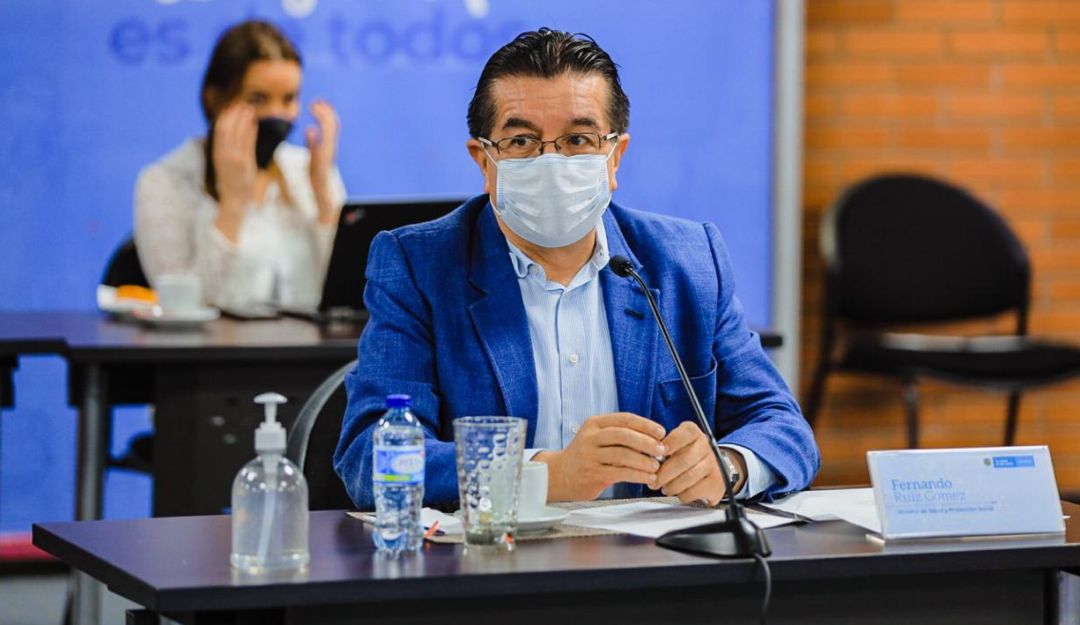 Médicos extranjeros para COVID-19 Colombia: "Traer médicos de otros países es para circunstancias extremas": MinSalud