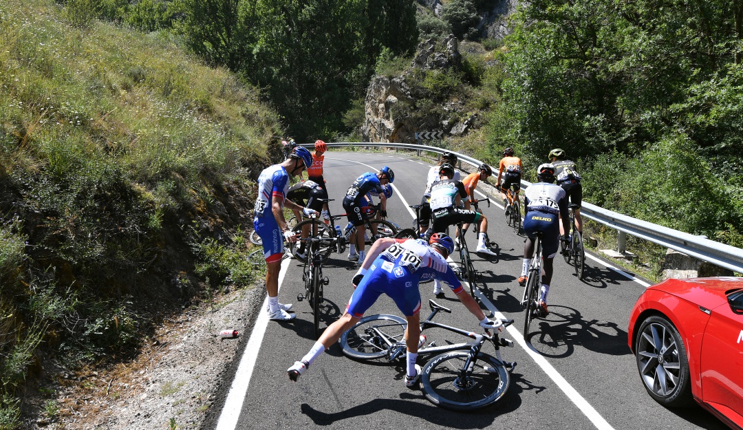 Ciclista dedo Vuelta Burgos: Ciclista perdió parte de un dedo en primera etapa de la Vuelta a Burgos