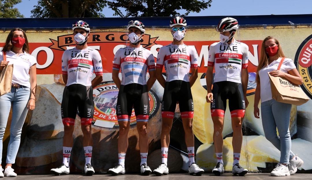 El Team Emirates retiró tres de sus colombianos de la Vuelta a Burgos