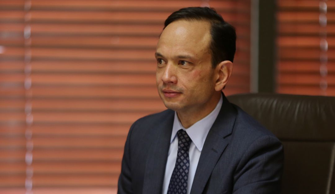 Magistrado Carlos Bernal: Plenaria de Senado aprobó la renuncia del magistrado Carlos Bernal