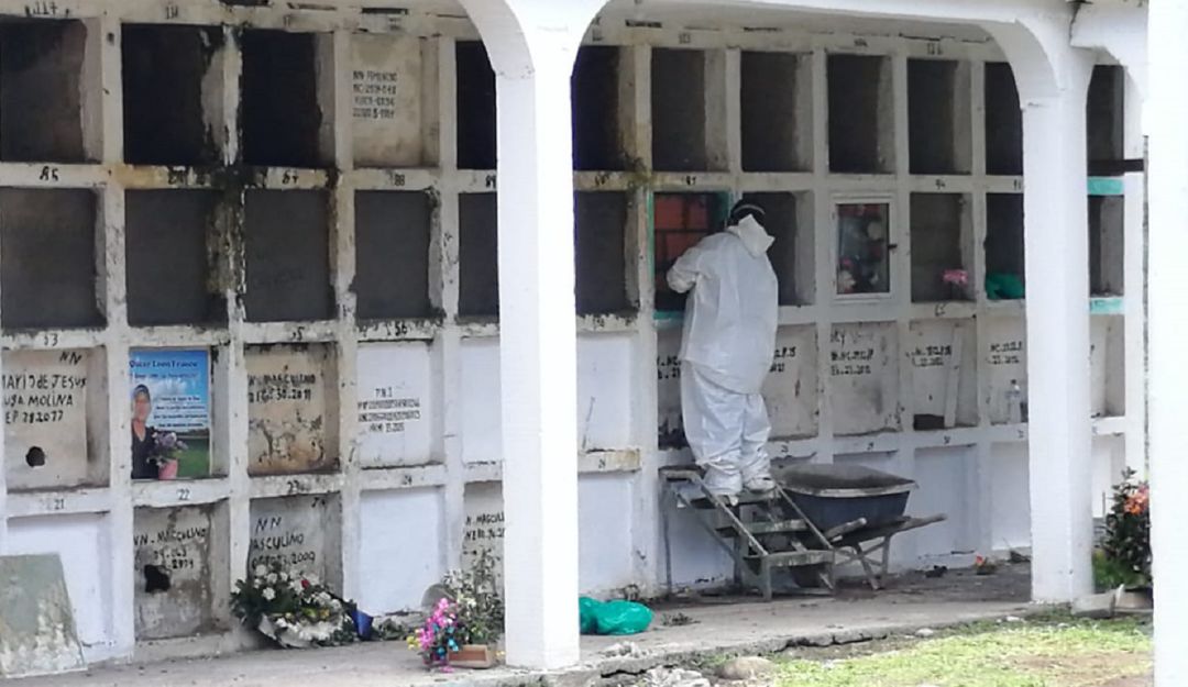 Exhumarán restos óseos de Apartadó para abrir espacio a muertos por COVID: El cementerio de Apartadó está sin espacio y reubicará restos óseos