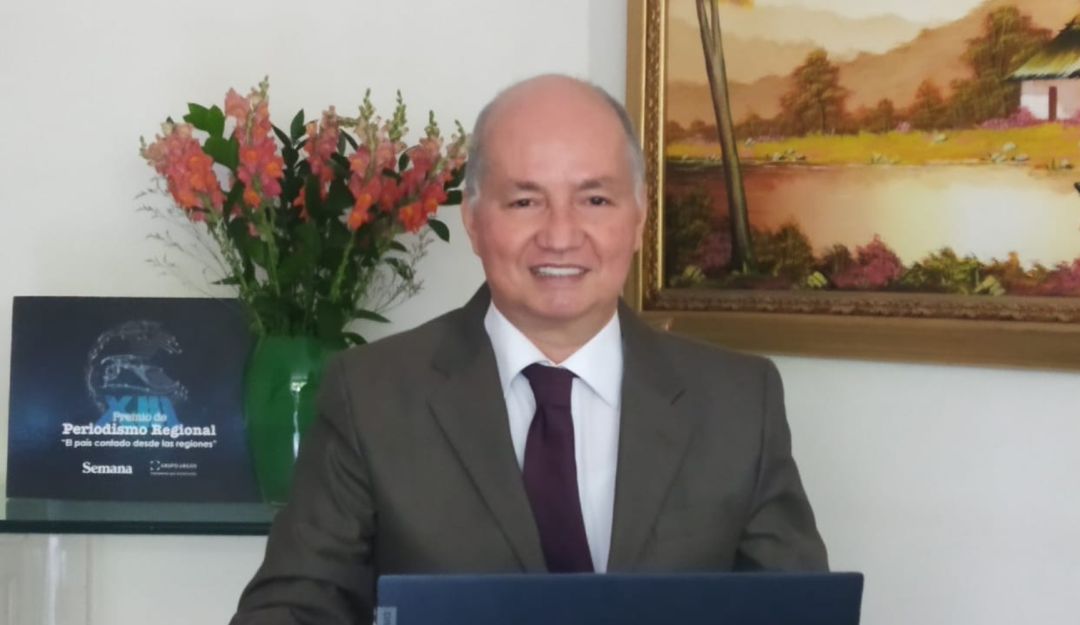 Bucaramanga Santander Premios de Periodismo César Augusto González: Reportero de Caracol Radio, finalista del premio de periodismo Semana