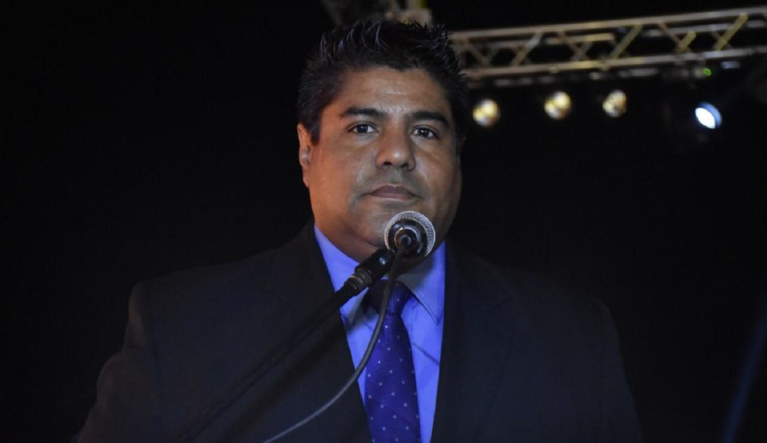 Columna de opinión de Elías Barrios Tous: El Laguito, con aroma a improvisación