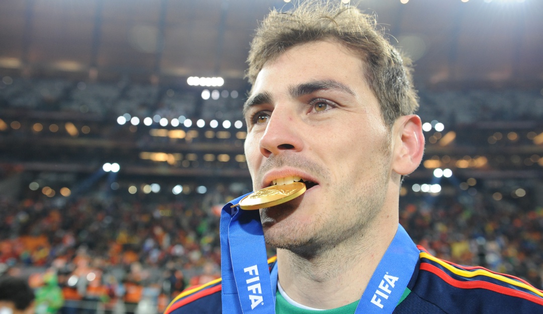 Casillas retiro: El histórico Iker Casillas anunció su retiro oficial del fútbol