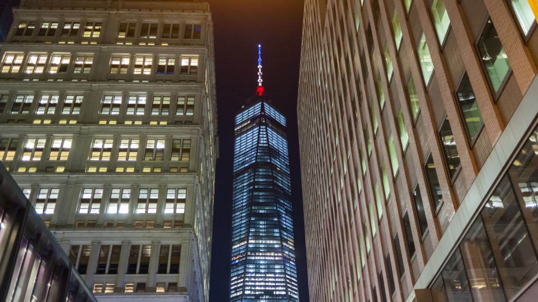 Reportan incendio en World Trade Center de Bruselas