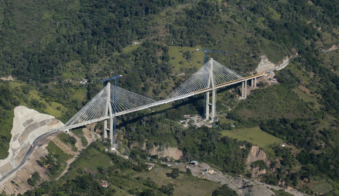 Obras mantenimiento: Sacyr adelanta obras de reparación al puente Hisgaura