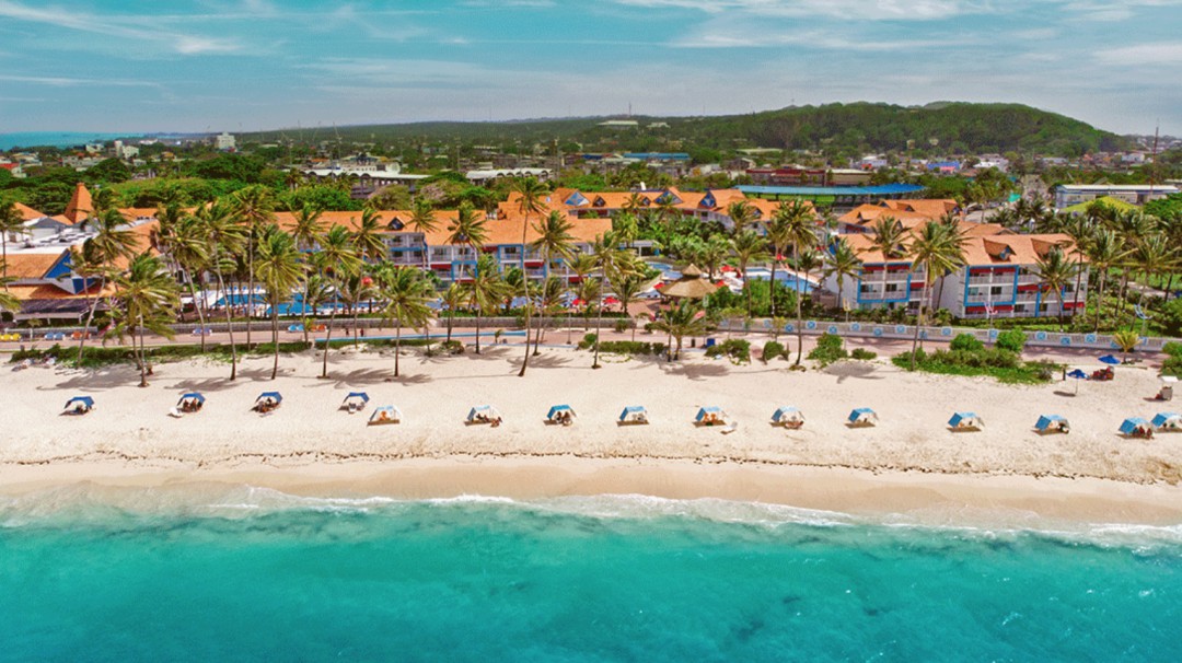 Para hoteles Decameron "Tenerte aquí es tenerlo todo"