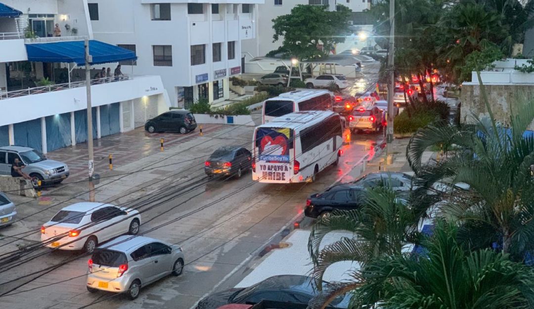 Policía en Cartagena: Distrito de Cartagena pide explicaciones a la Policía por caravana uribista