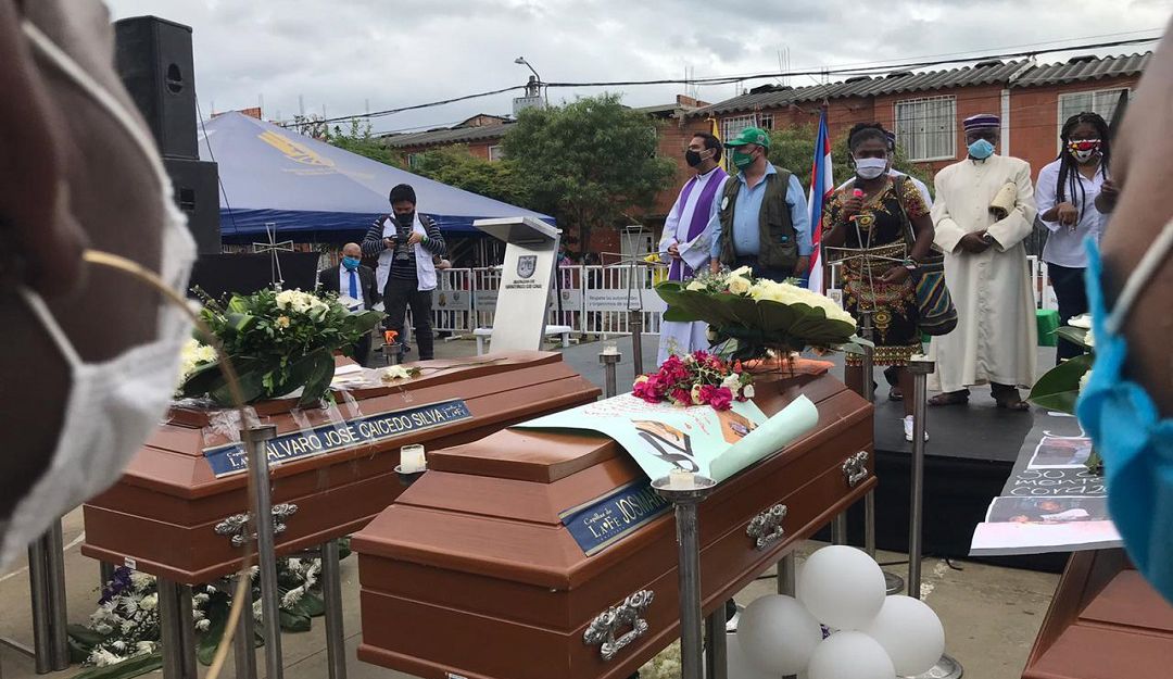 Masacre al oriente de Cali: Llano Verde despide a los cinco jóvenes asesinados