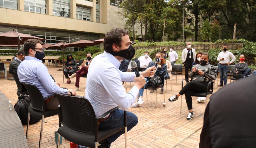 Reactivación económica: Evalúan levantar cuarentena en sectores de comercio en Bogotá
