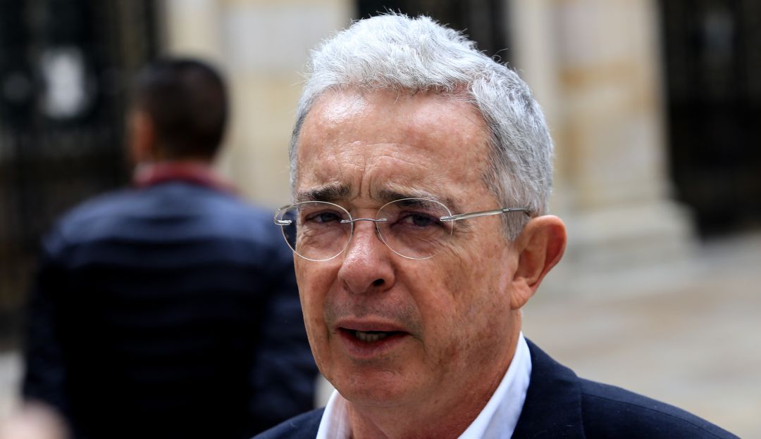 Renuncia Álvaro Uribe Vélez: Algunos parlamentarios opinan sobre renuncia de Álvaro Uribe como senador