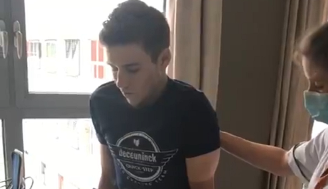 Recuperación Remco Evenepoel: Evenepoel dio sus primeros pasos tras la espeluznante caída en Lombardía