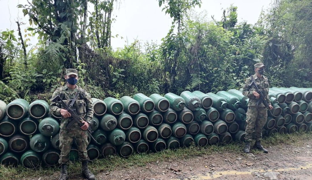 Cilindros de gas para campo minado fueron recuperados
