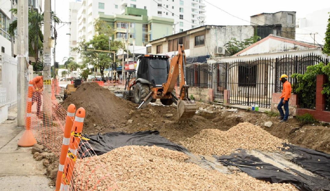 Suspensión obras de rehabilitación barrio Manga en Cartagena: Suspenden obras en el barrio Manga de Cartagena por fallas en tubería
