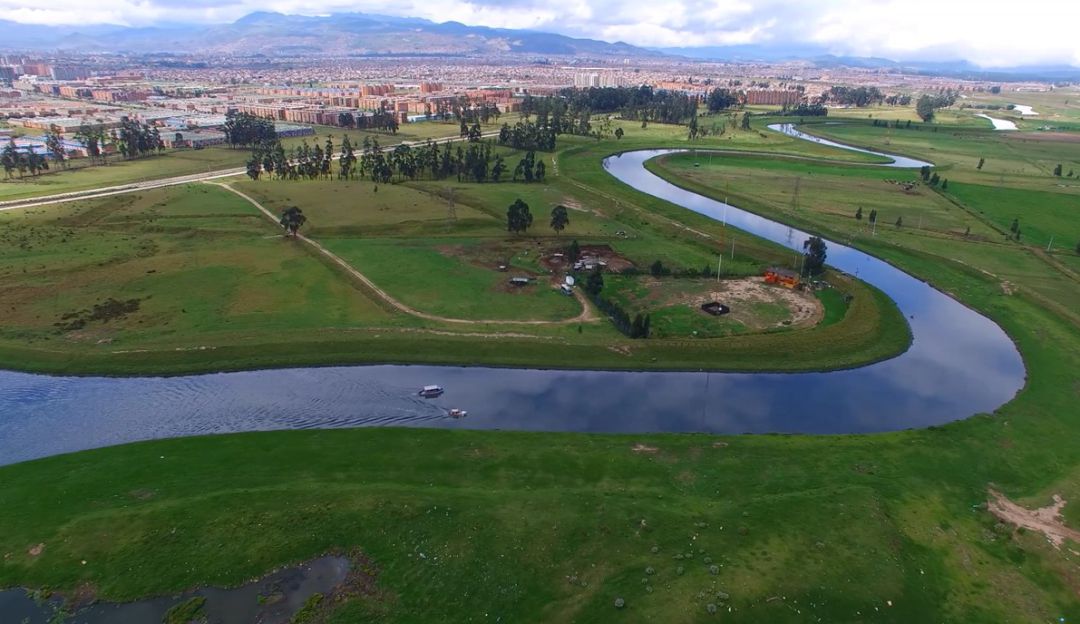 Contaminación agua: Abren indagación preliminar por presunta contaminación en canal El Carmelo