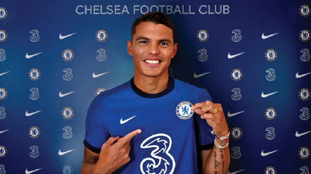 Chelsea fichó a Thiago Silva por una temporada