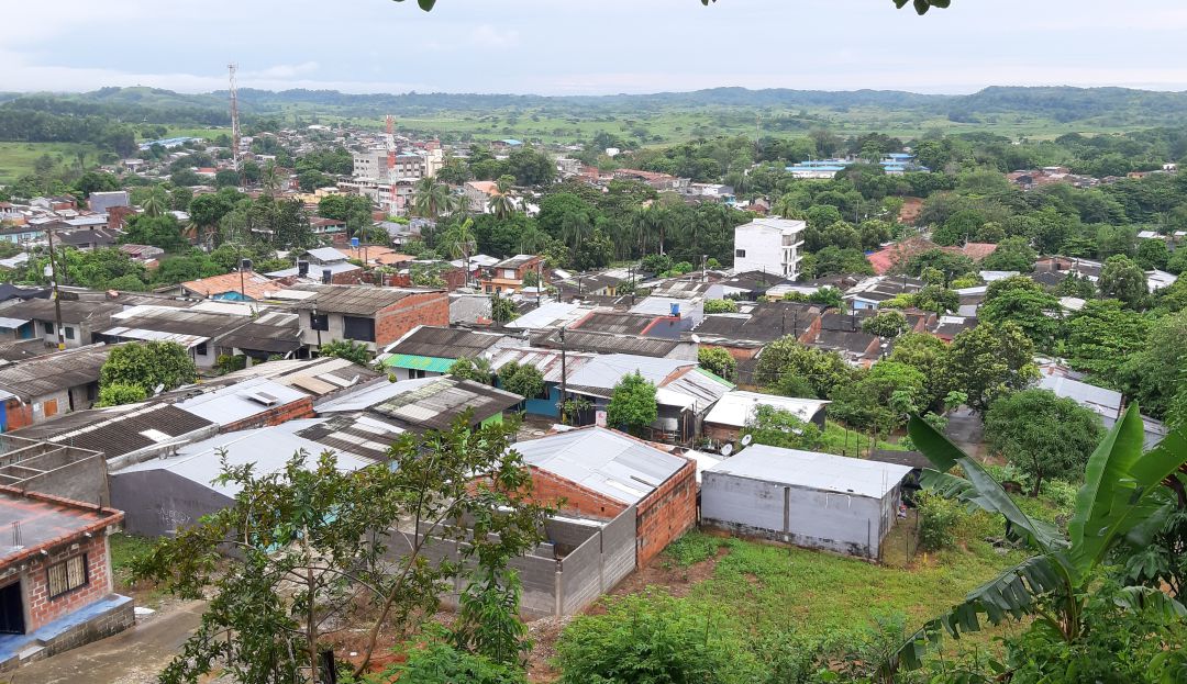 Desplazados en Tarazá lider social: Alertan sobre un posible desplazamiento masivo en una vereda de Tarazá